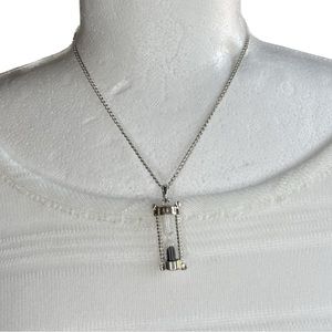 ➷ 5/$25! Silver Tone Hour Glass Necklace